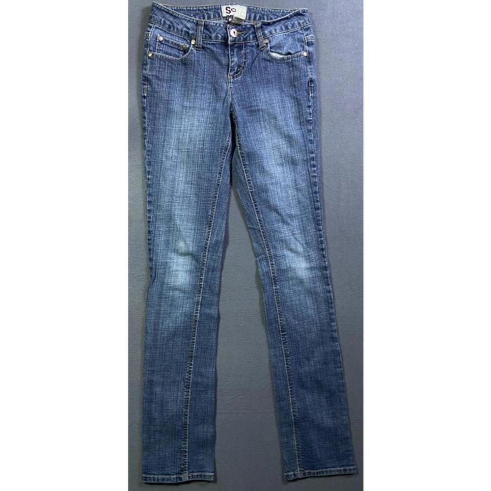 SO Jeans Sz 3 Average Classic Quality Denim Stone Wash Skinny Leg 26x32 stretch